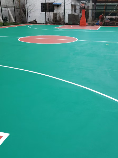 东营 球场长期使用易出现地面开裂